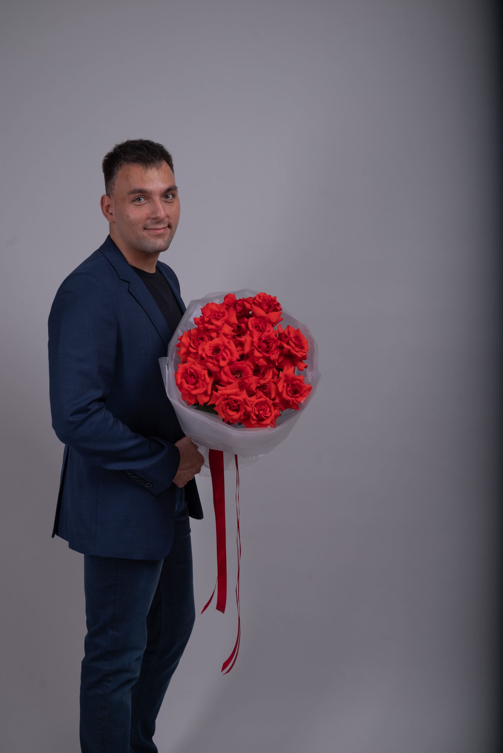 Корпоративные букеты для бизнеса в Москве руководителю, сотрудникам и коллегам на 8 Марта